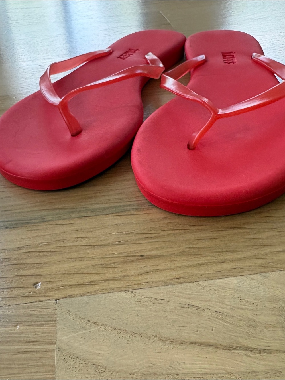 TKEES Red Minimalist Flip Flop Sandals - Picture 11 of 13